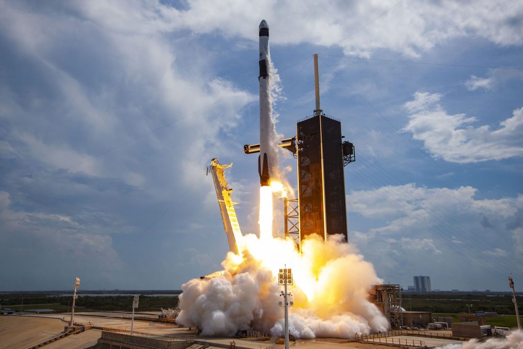 SpaceX展示回收技術 天基互聯網成形