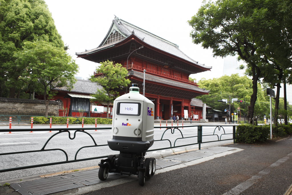 送貨機械人亮相東京 提供即日無接觸送貨
